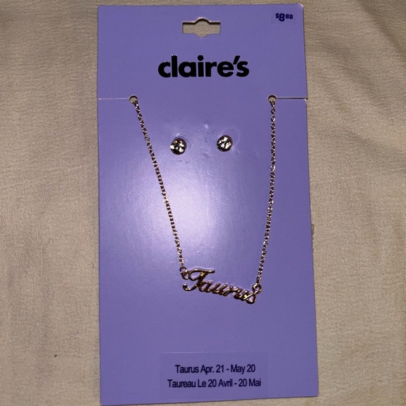 Claire's Gold Taurus Necklace Set - Picture 2 of 3